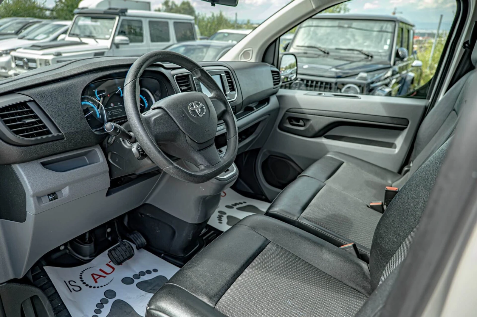 Toyota Proace City Verso Electro/Товарен/Навигация/Климатик, снимка 8 - Автомобили и джипове - 55205795