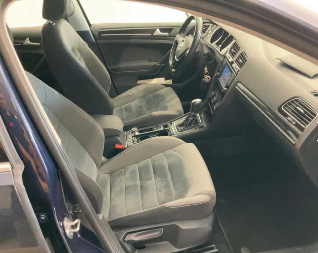VW Golf 7 1.6 TDI DSG 110кс Executive EURO 6b, снимка 12 - Автомобили и джипове - 55897155