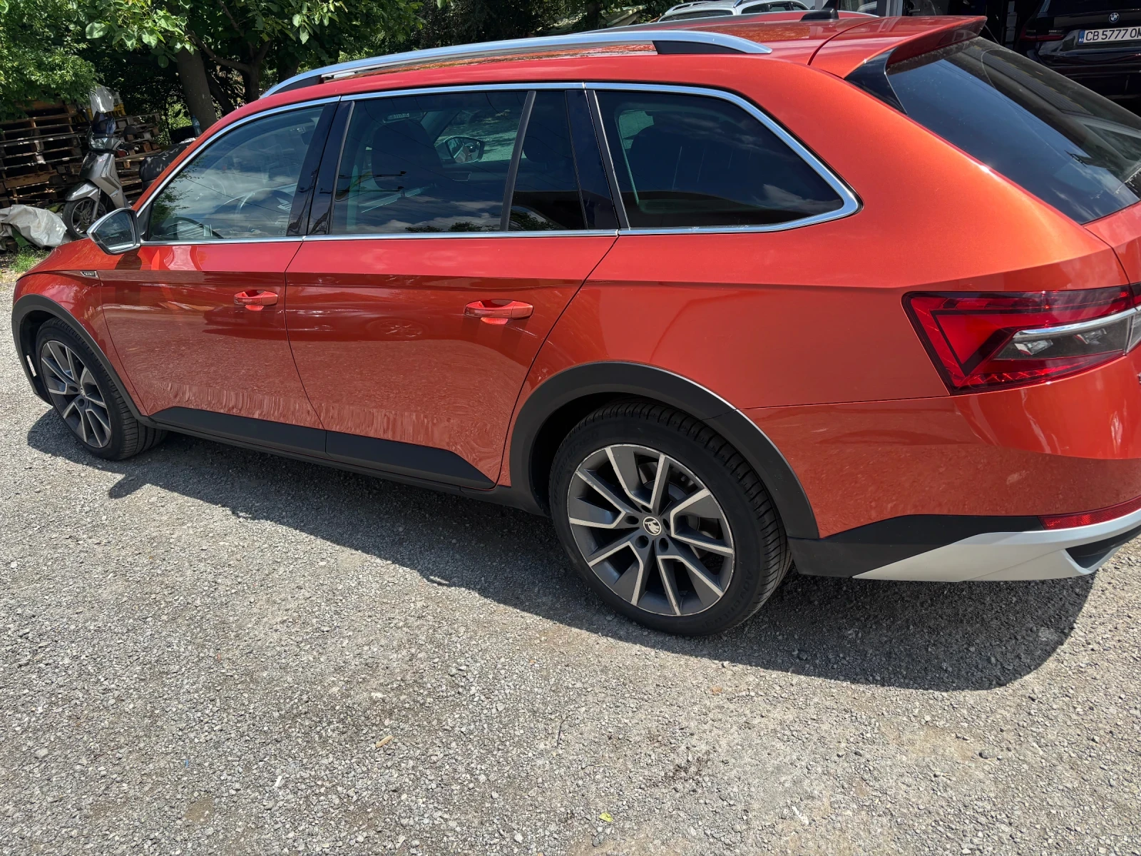 Skoda Superb Scout 4х4, снимка 3 - Автомобили и джипове - 56015535
