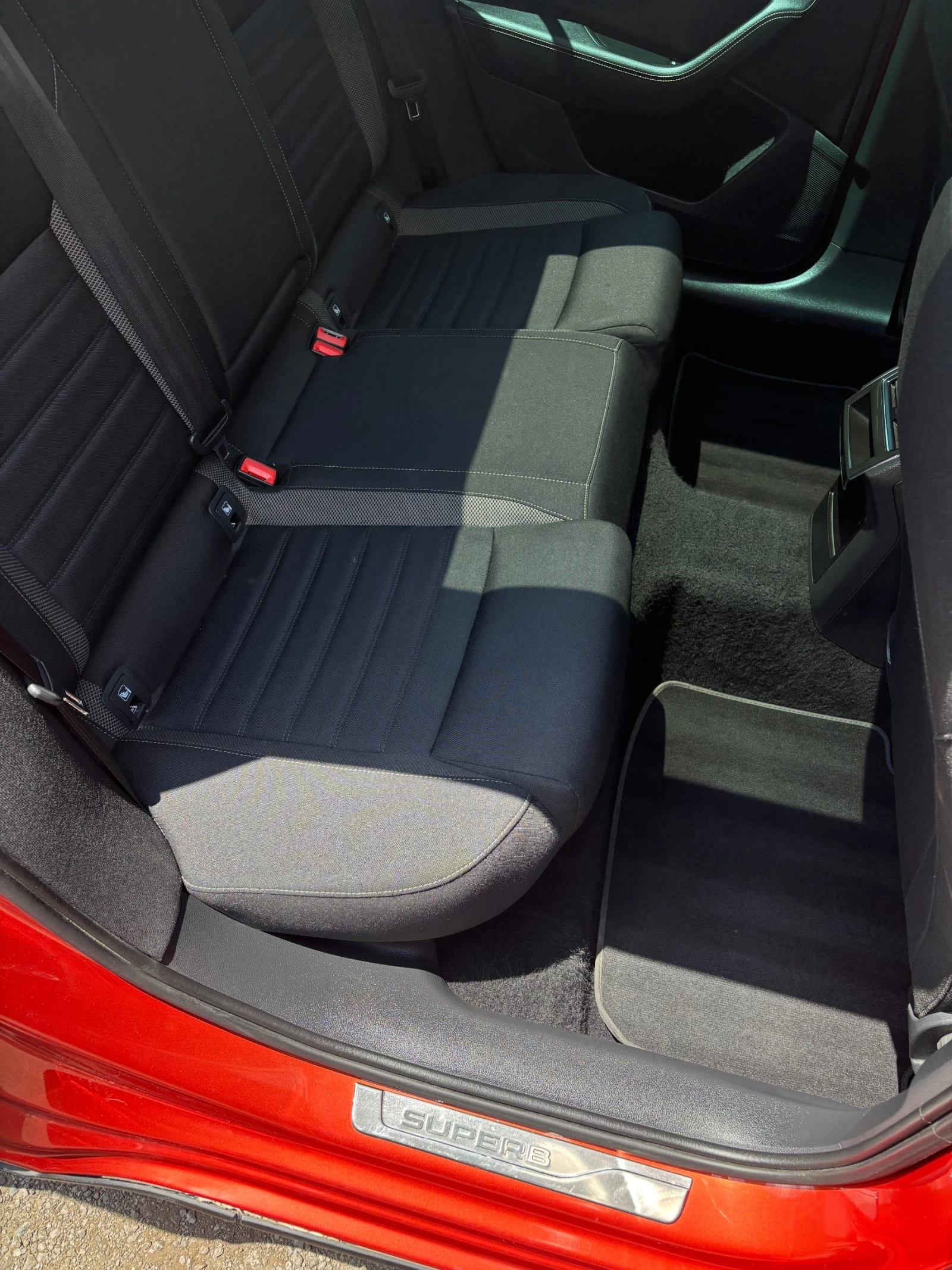 Skoda Superb Scout 4х4, снимка 9 - Автомобили и джипове - 56015535