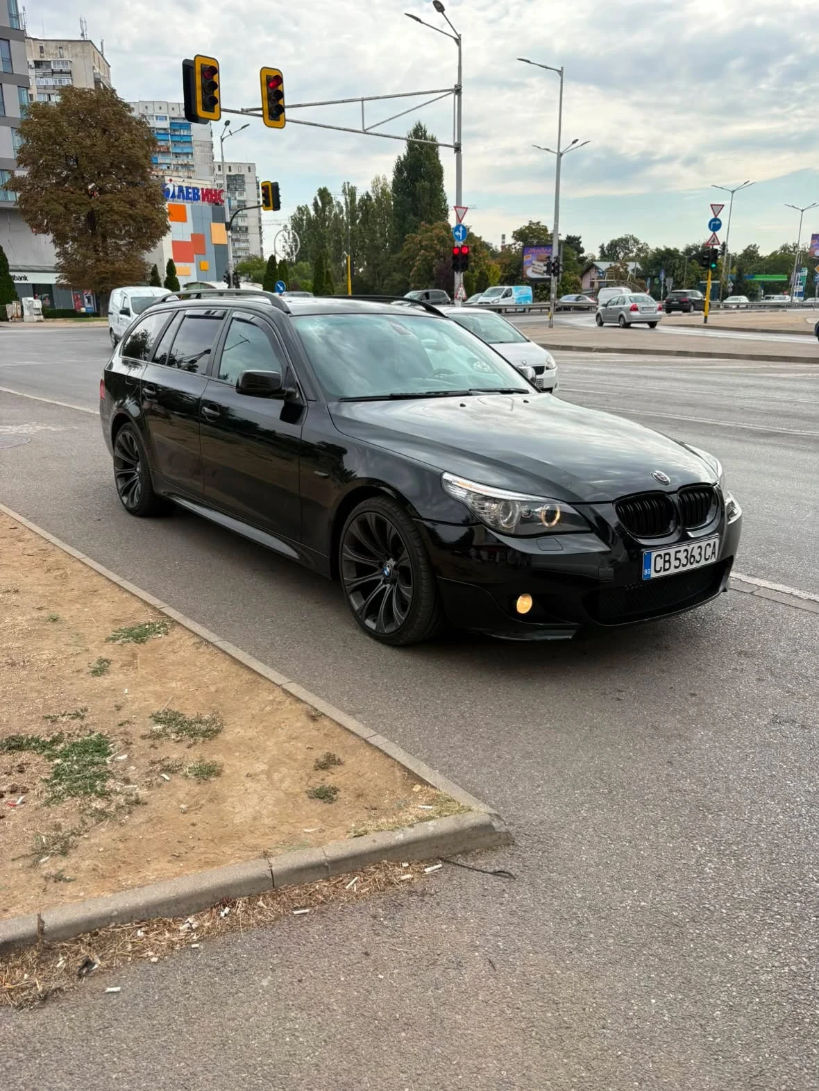 BMW 530, снимка 2 - Автомобили и джипове - 56138432