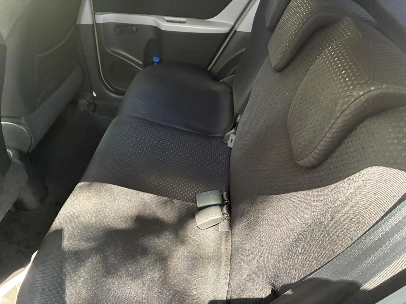 Toyota Yaris, снимка 11 - Автомобили и джипове - 56330013