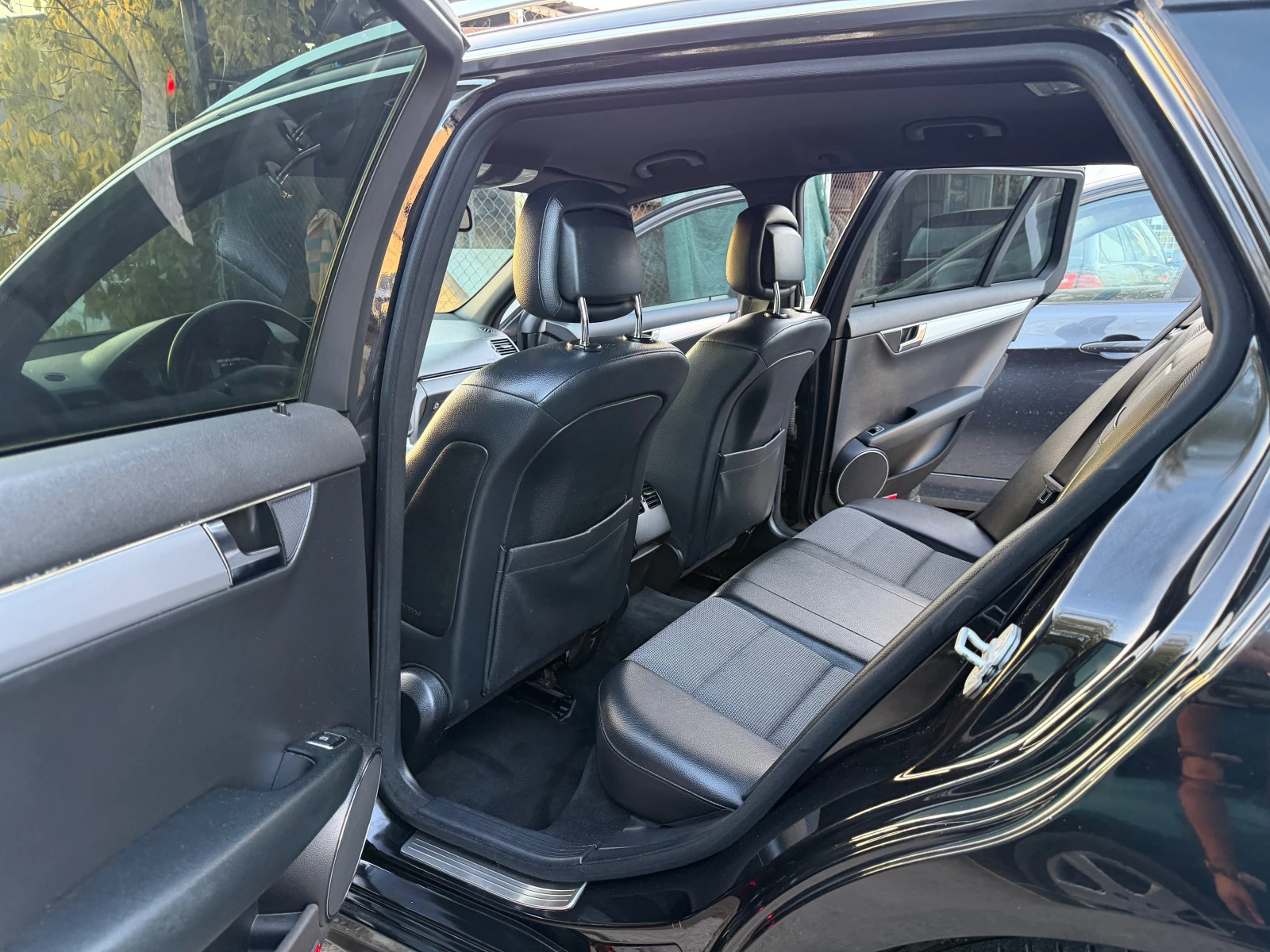 Mercedes-Benz C 320 CDI 224HP 4MATIC AMG AVTOMAT KOJA NAVI NOVA 2010G  | Mobile.bg � ����������� 17