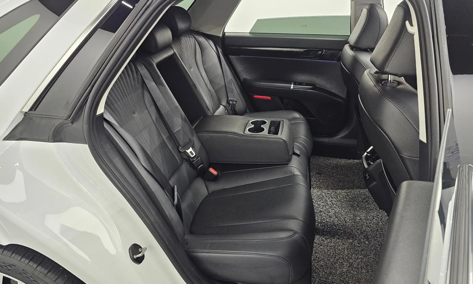 Hyundai Grandeur, снимка 12 - Автомобили и джипове - 56663398