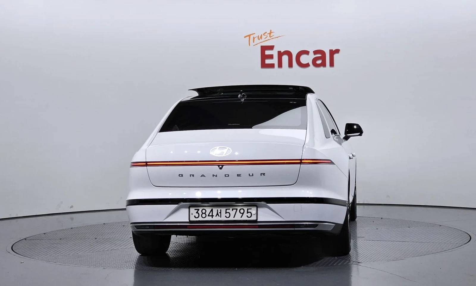 Hyundai Grandeur, снимка 4 - Автомобили и джипове - 56663398