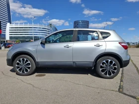 Обява за продажба на Nissan Qashqai 2.0 4x4 ~12 900 лв. - изображение 6 | Auto.bg Обява за продажба на Nissan Qashqai 2.0 4x4 ~12 900 лв. - изображение 6