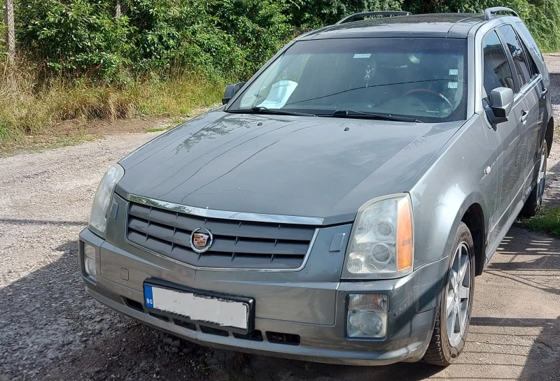 Cadillac Srx 4.6 V8, снимка 1 - Автомобили и джипове - 47144213