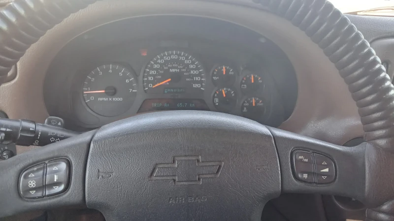 Chevrolet Trailblazer, снимка 3 - Автомобили и джипове - 47411313