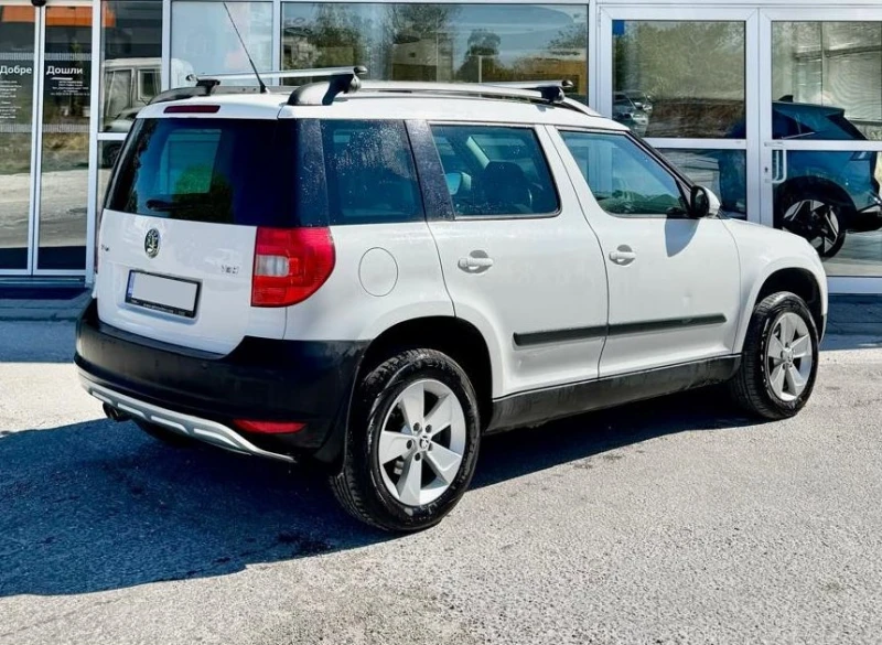 Skoda Yeti FSI 4x4, снимка 2 - Автомобили и джипове - 47594708