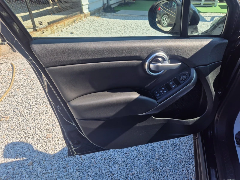 Fiat 500X Automatic Navi, снимка 9 - Автомобили и джипове - 51891620