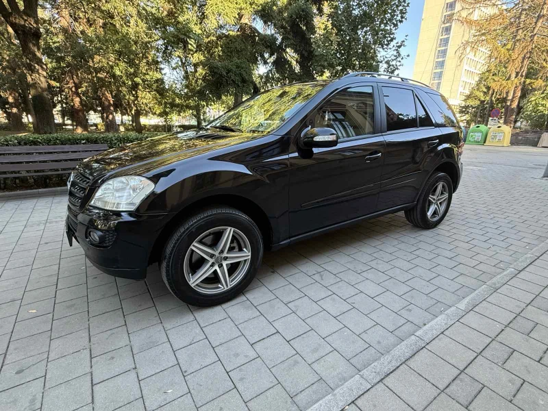Mercedes-Benz ML 350 i  V6 272KC  OFFROAD PAKET/ТЕГЛИЧ, снимка 8 - Автомобили и джипове - 52024911