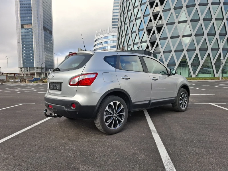 Nissan Qashqai 2.0 4x4, снимка 4 - Автомобили и джипове - 52052593