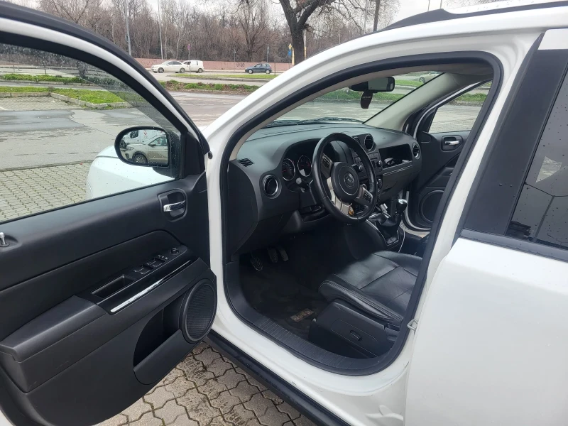 Jeep Compass, снимка 10 - Автомобили и джипове - 53455964