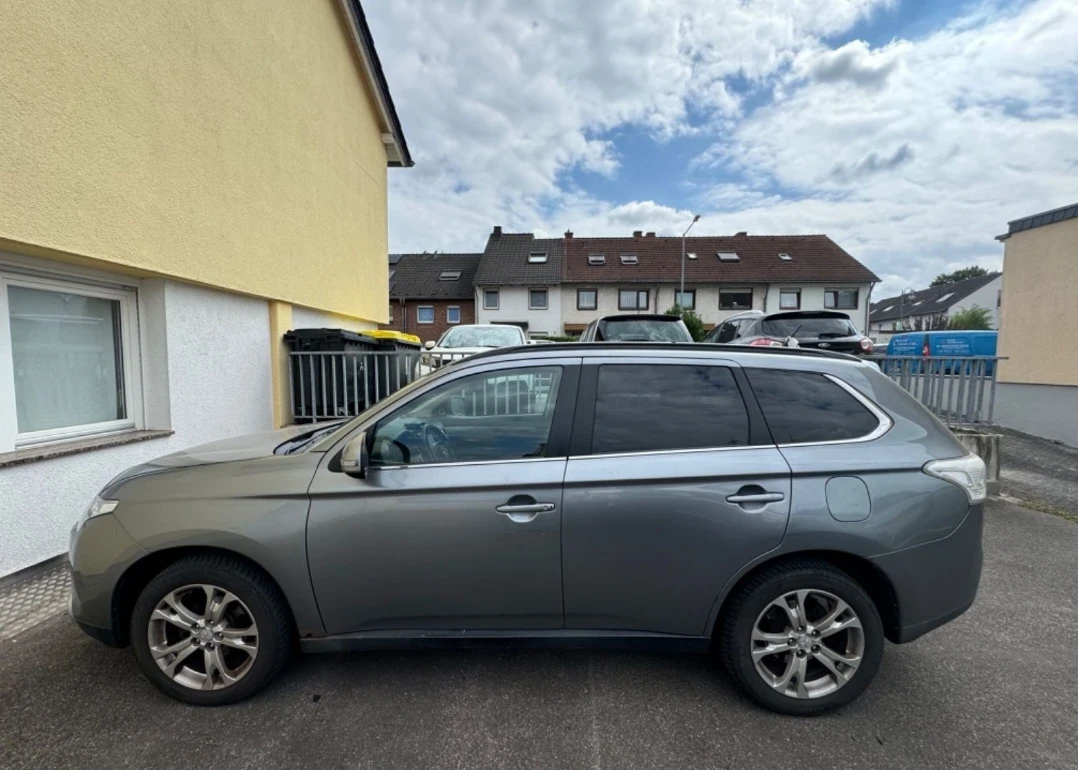 Mitsubishi Outlander 2, 2* 150* AC* PDC* NAVI* CAM* XENON* T?V * F1* 7  - изображение 7