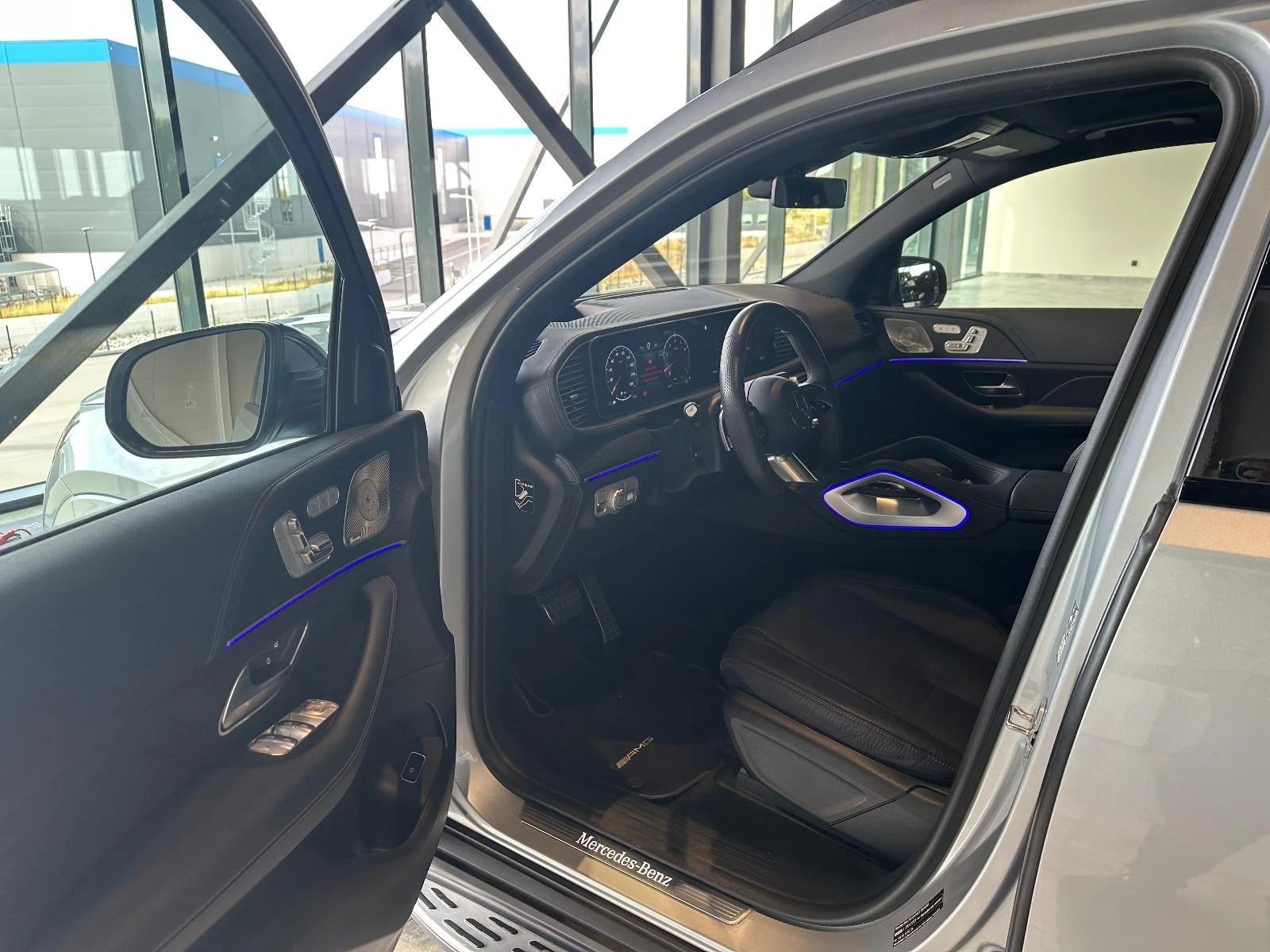 Mercedes-Benz GLS580 AMG/4-MATIC/FACELIFT/NIGHT/PANO/BURM/HEAD UP/360/ - изображение 9