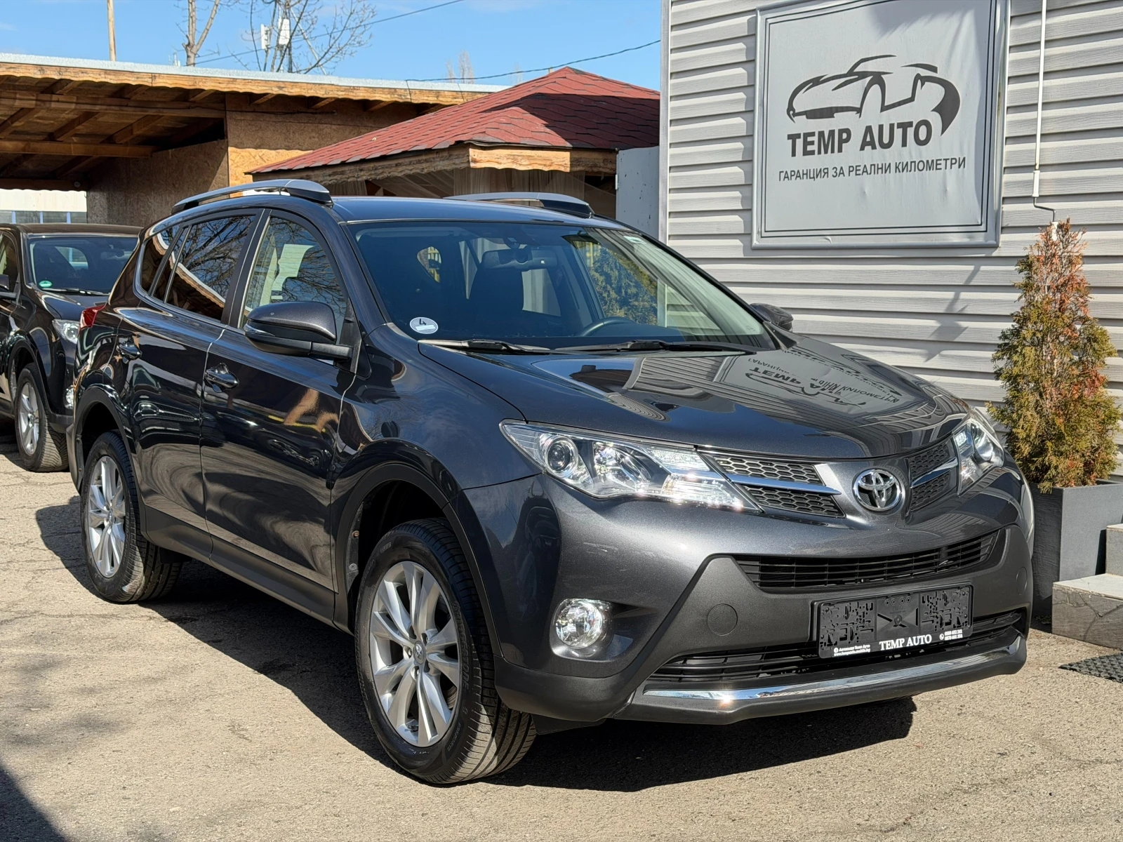 Toyota Rav4 2.0i* 4x4* СЕРВИЗНА КНИЖКА С ПЪЛНА ИСТОРИЯ В ТОЙОТ - изображение 3