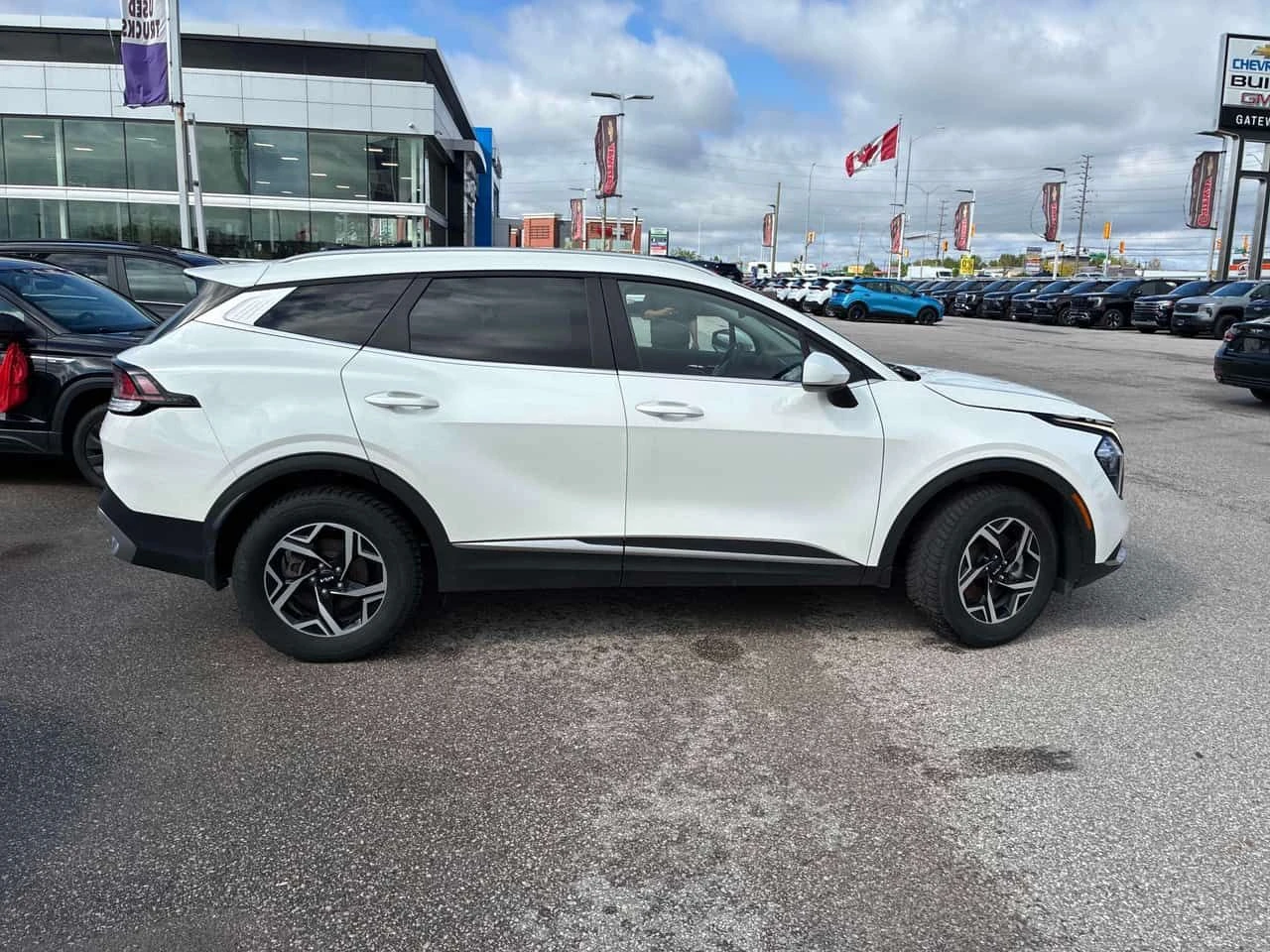 Kia Sportage AWD  CARFAX, снимка 3 - Автомобили и джипове - 54725993