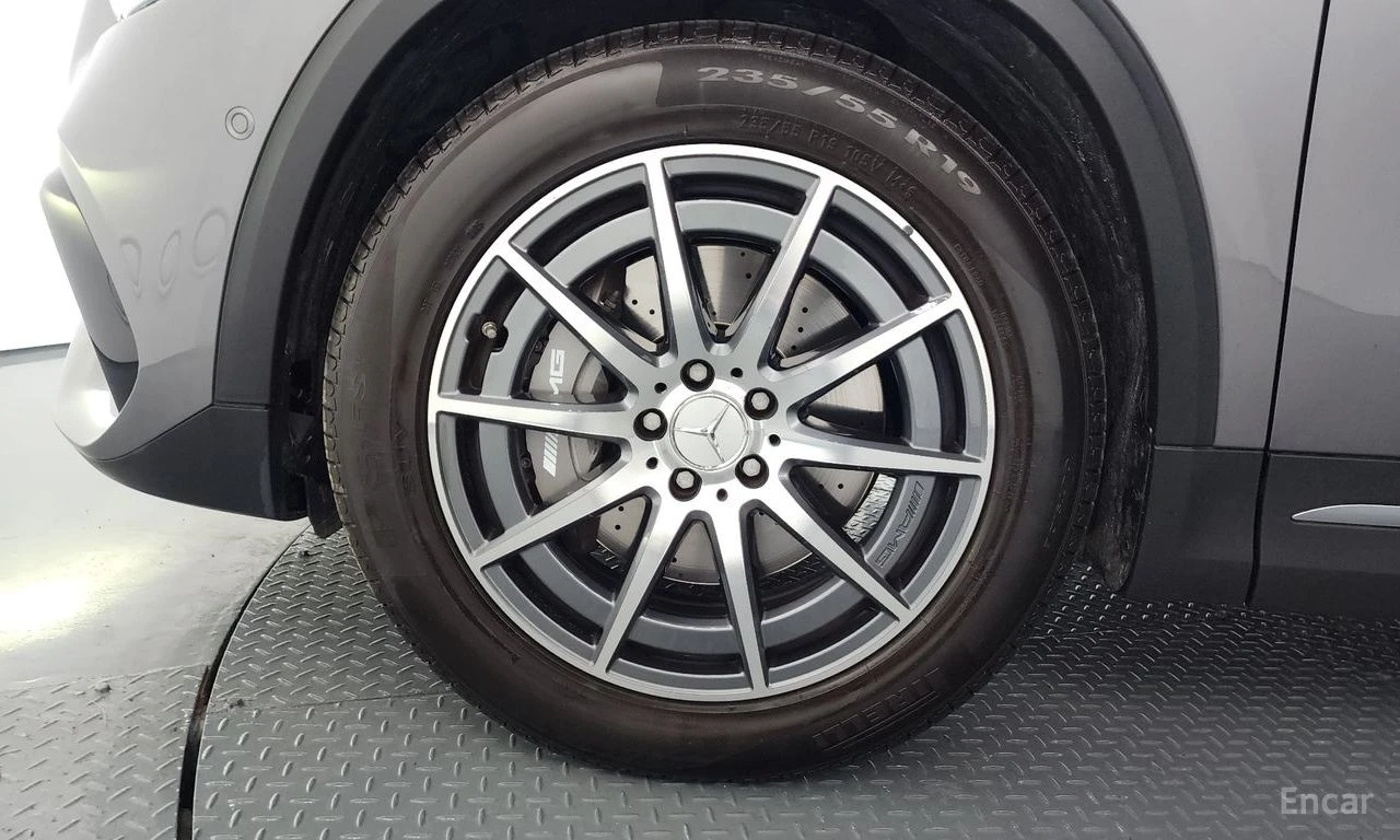 Mercedes-Benz GLA 45 AMG 4MATIC+ * ПОДГРЕВ* НАВИГАЦИЯ* BURMESTER , снимка 9 - Автомобили и джипове - 54912539