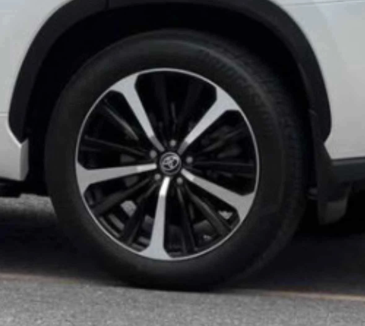 Toyota Highlander * XSE * CARFAX * PANO * 2 КЛЮЧА * ПОДГРЕВИ * , снимка 7 - Автомобили и джипове - 54967352