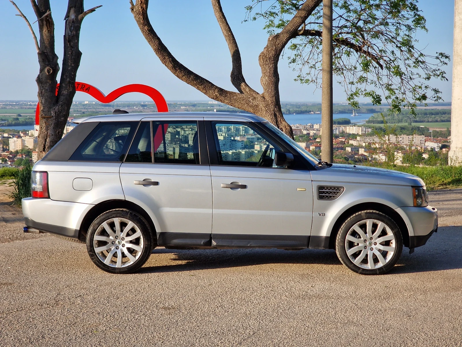 Land Rover Range Rover Sport, снимка 2 - Автомобили и джипове - 55152577