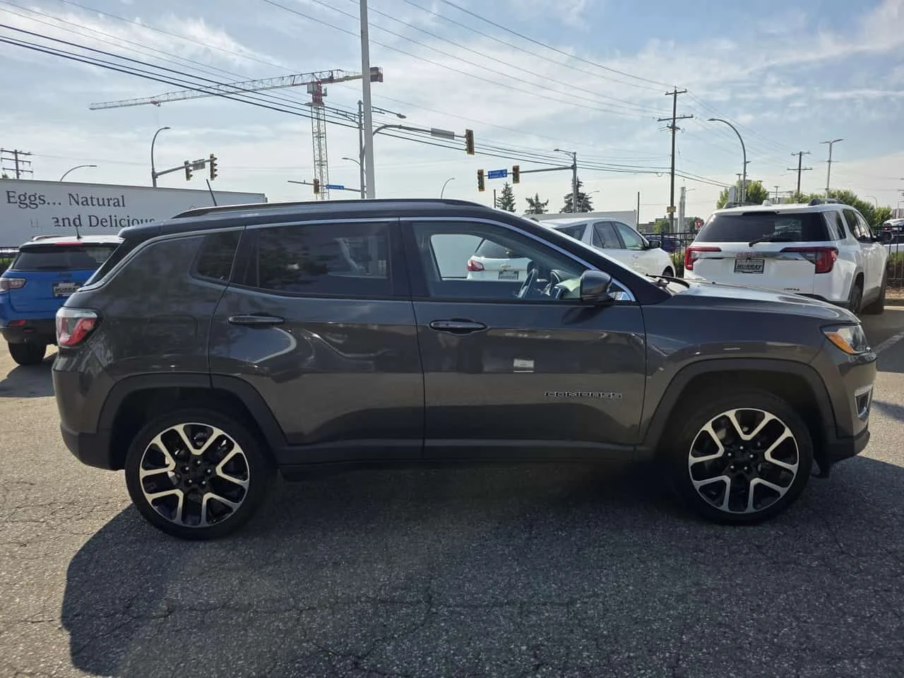 Jeep Compass * Limited * АВТОКРЕДИТ БЕЗ ПЪРВОНАЧАЛНА ВНОСКА* , снимка 3 - Автомобили и джипове - 55408045