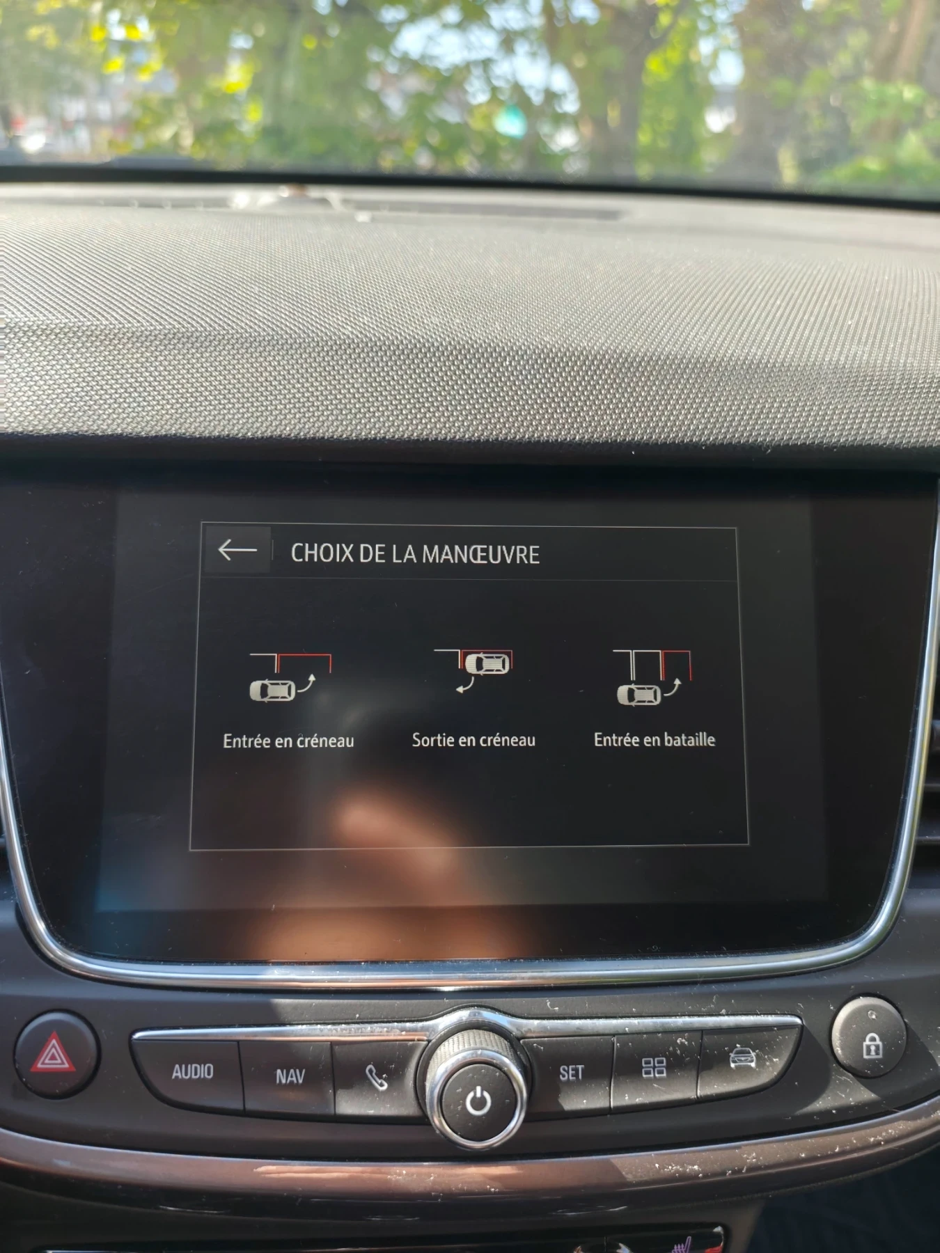 Opel Crossland X Ultimate Design , снимка 8 - Автомобили и джипове - 55752229