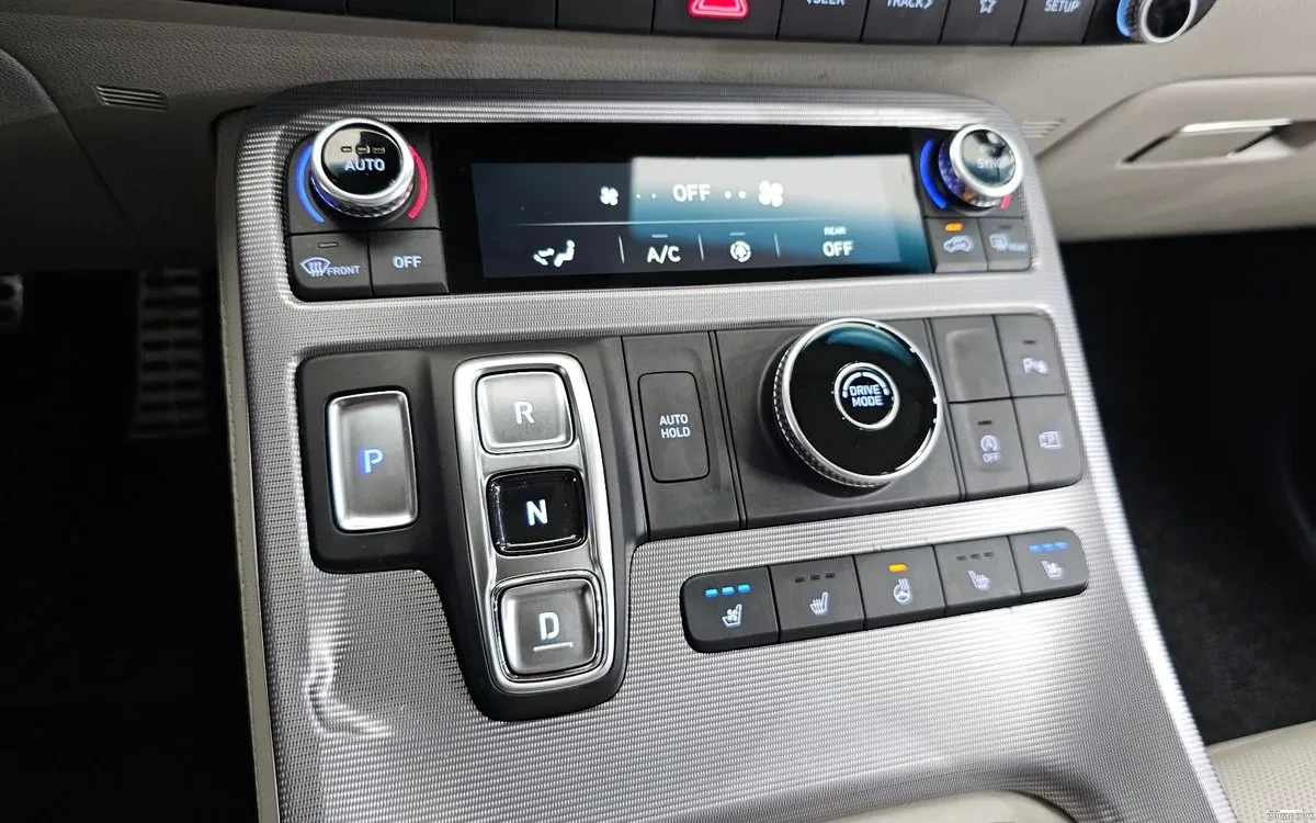 Hyundai Palisade 3.8 CALLIGRAPHY * КРАЙНА ЦЕНА* , снимка 11 - Автомобили и джипове - 55973453