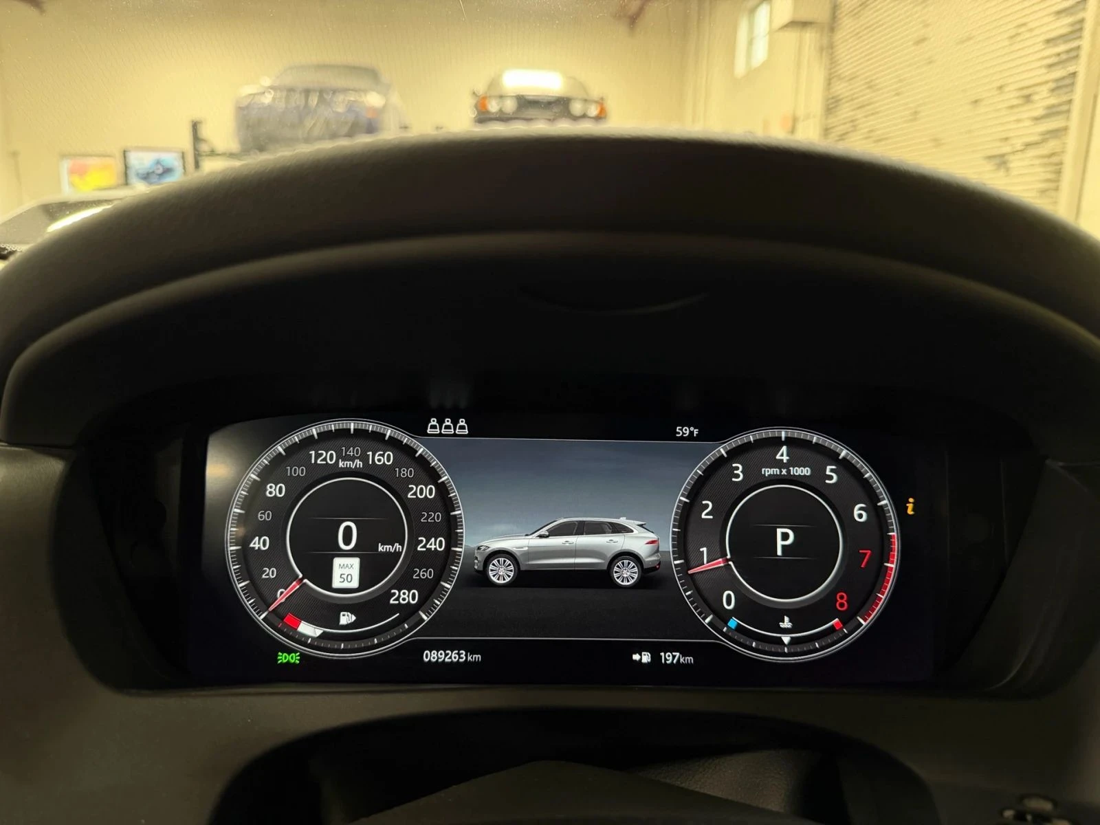 Jaguar F-PACE, снимка 11 - Автомобили и джипове - 56727778