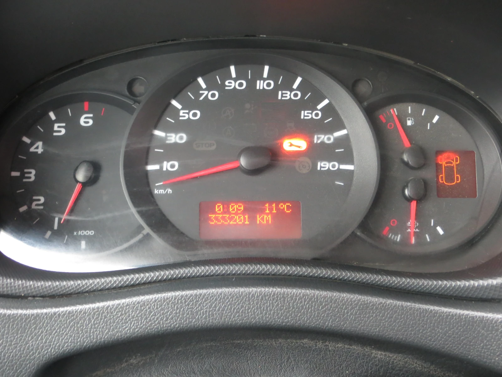 Renault Master 2.3 DCI - изображение 9