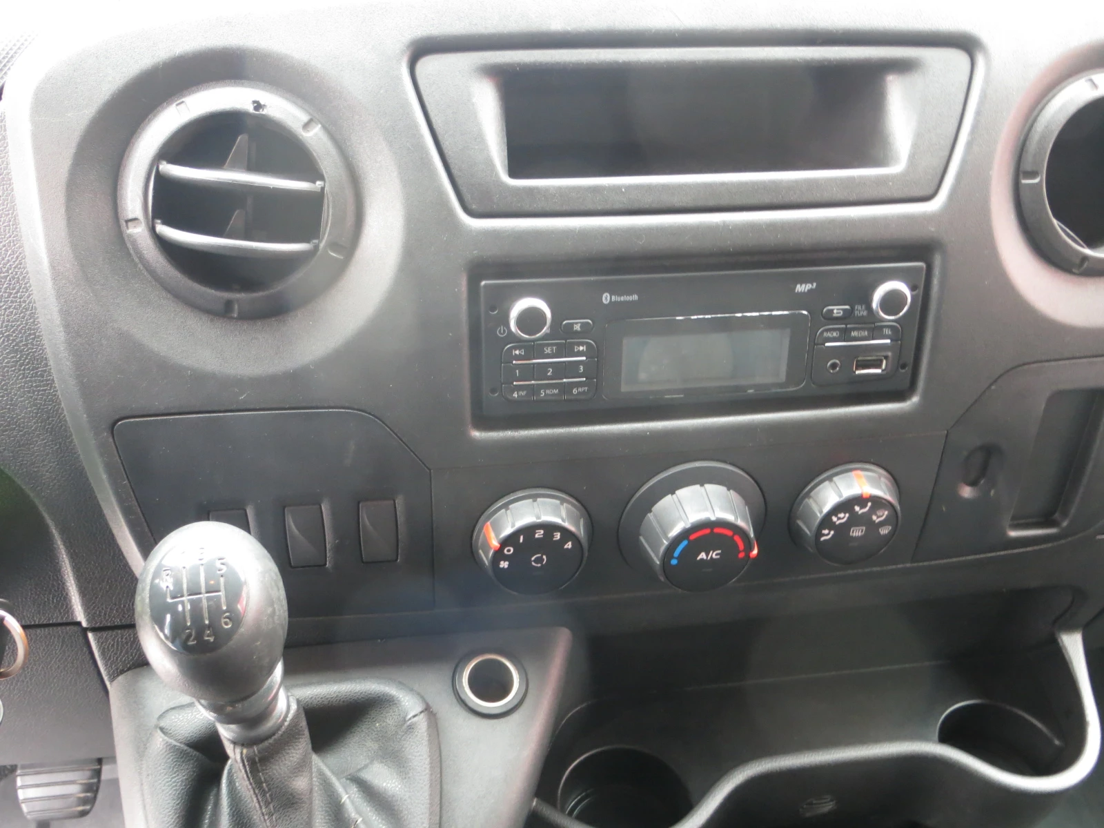 Renault Master 2.3 DCI - изображение 8