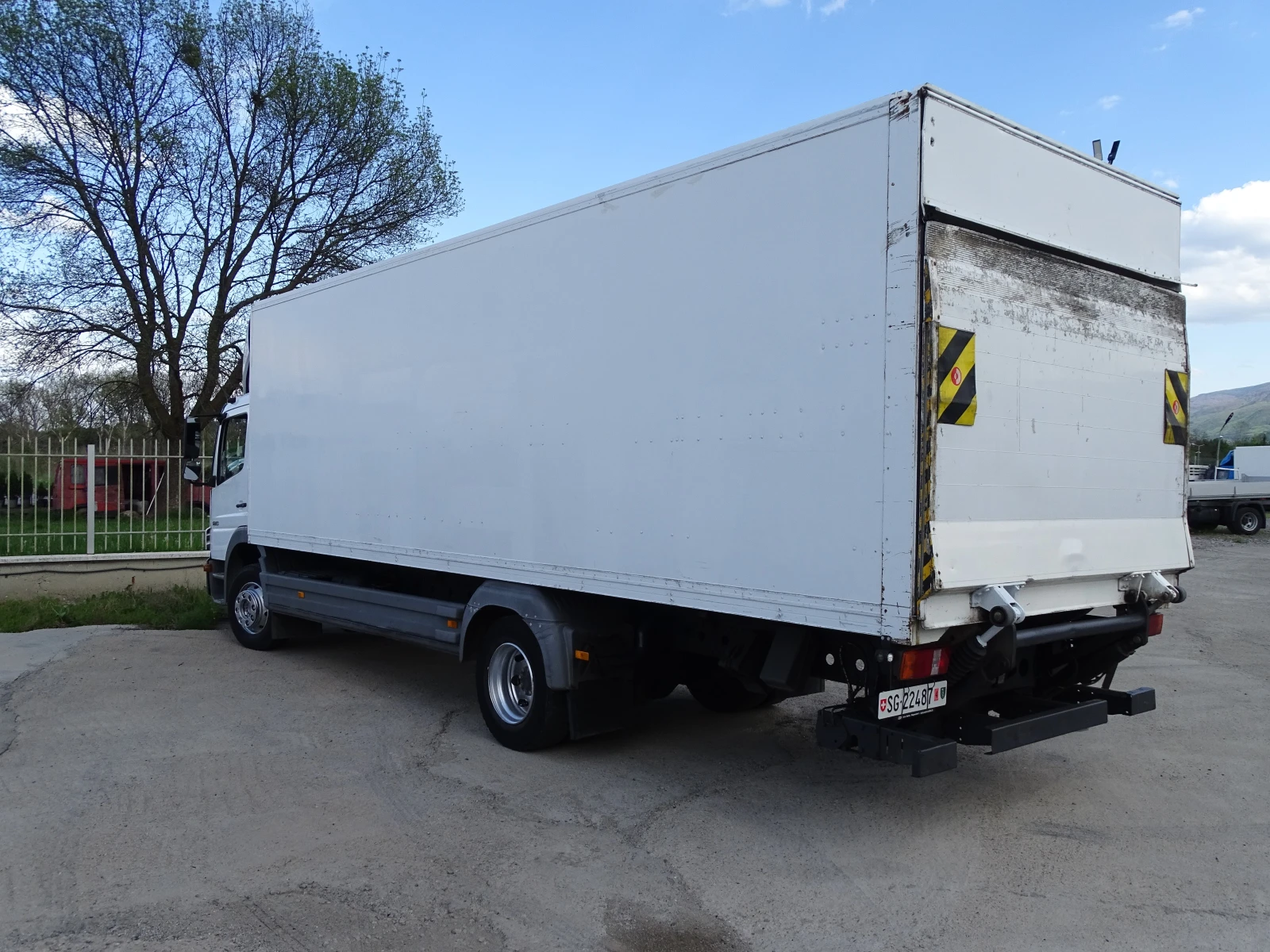 Mercedes-Benz Atego 1223 ФУРГОН С БОРД - изображение 4