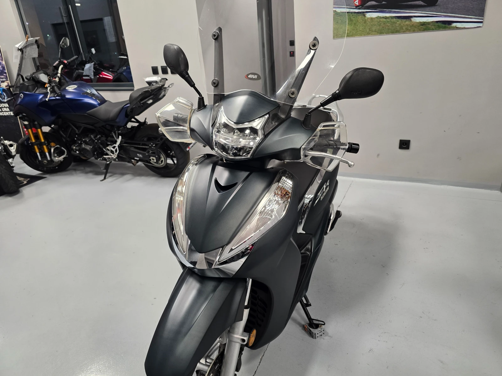 Honda Sh 300ie, ABS, 11.2017г. - изображение 8