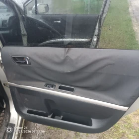 Toyota Corolla verso, снимка 7