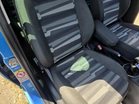 Skoda Roomster 1.9TDI/105hp/КЛИМАТРОНИК - 6999 лв. / 3578.53 € - 92938819 12