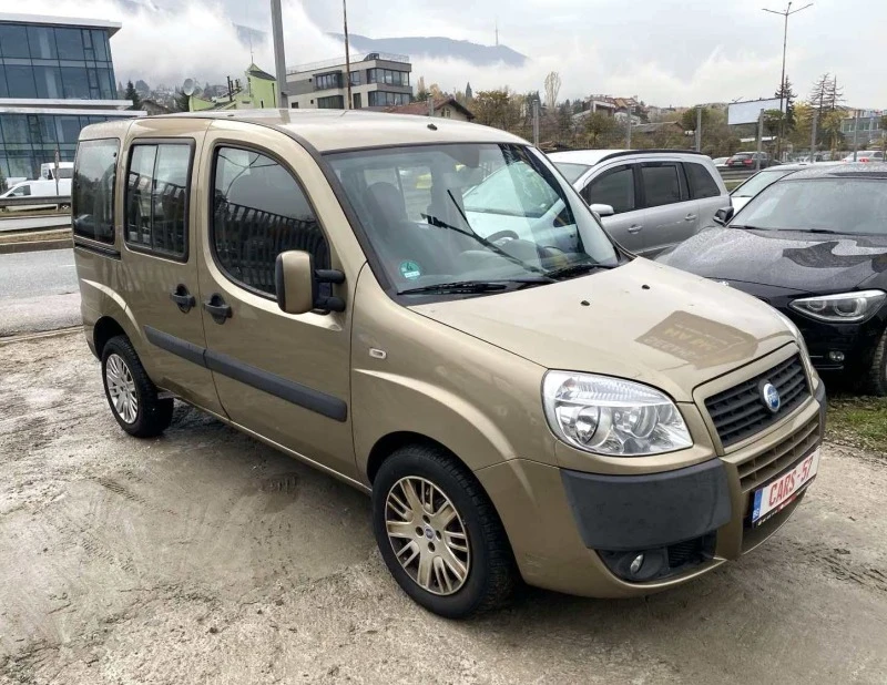 Fiat Doblo 1.3Mjet 4+ 1Места, снимка 3 - Автомобили и джипове - 43927925