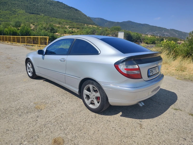 Mercedes-Benz C 220 CDI, снимка 3 - Автомобили и джипове - 46812649