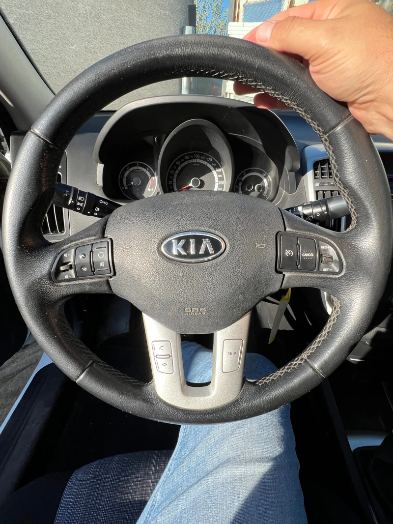 Kia Ceed, снимка 8 - Автомобили и джипове - 48153638