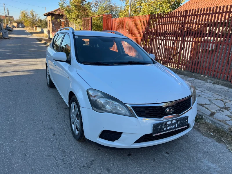 Kia Ceed, снимка 5 - Автомобили и джипове - 49588629