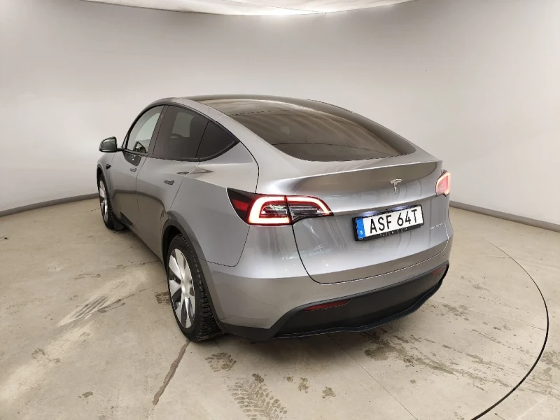 Tesla Model Y Long range AWD 75 kwh 37000км, снимка 4 - Автомобили и джипове - 49345185