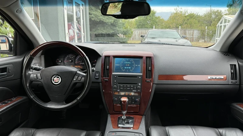 Cadillac STS 4.6 V8 325hp 4x4 full extri, снимка 8 - Автомобили и джипове - 52190418