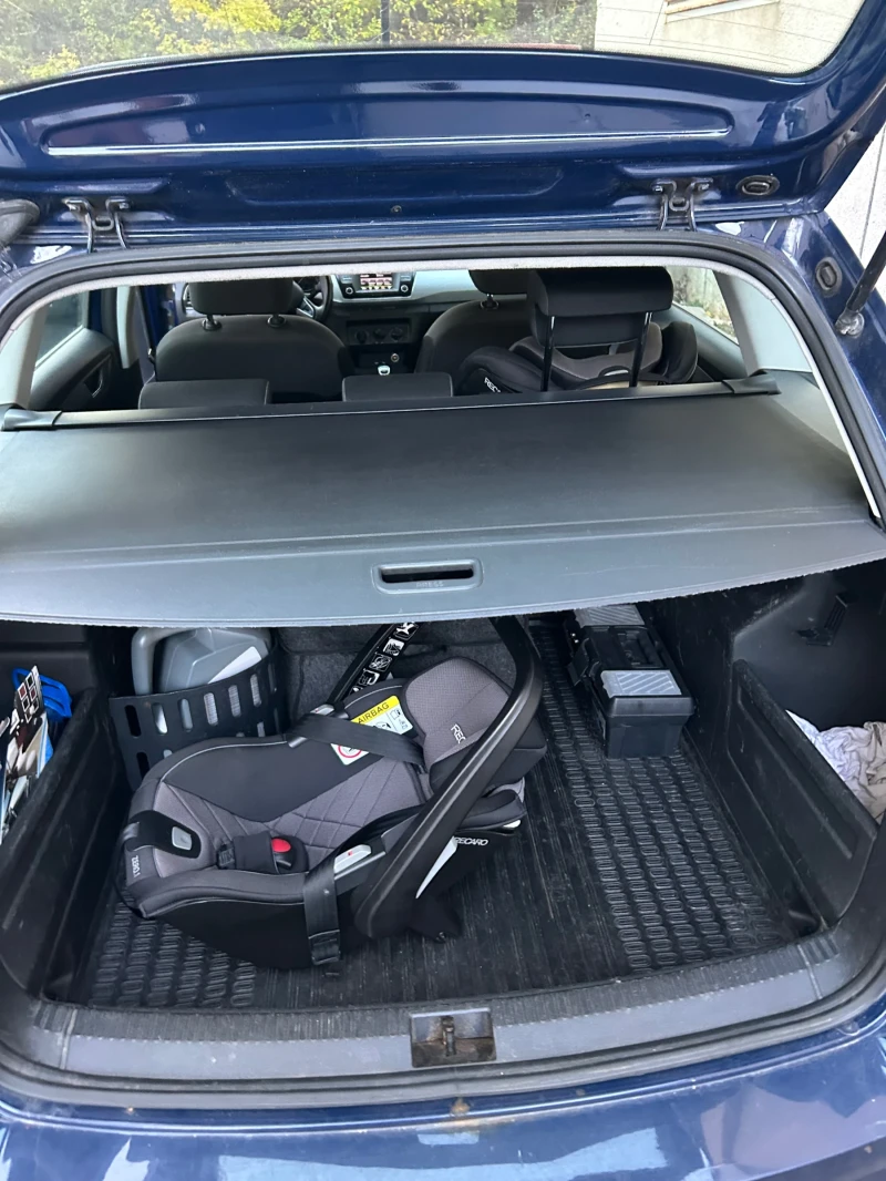 Skoda Fabia 1.4TDI, снимка 6 - Автомобили и джипове - 52259223