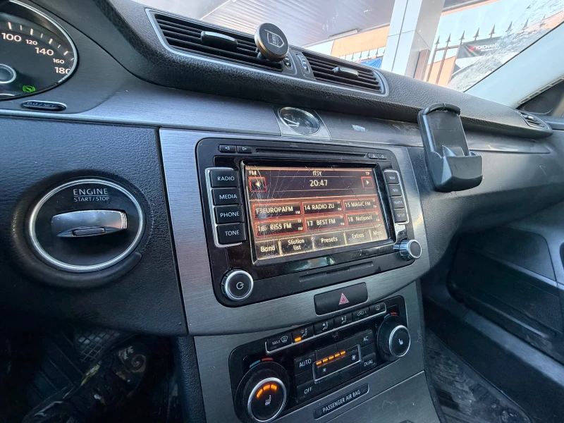 VW Passat РАБОТНА* КОЛА* 2.0TDI* DSG, снимка 15 - Автомобили и джипове - 52870000