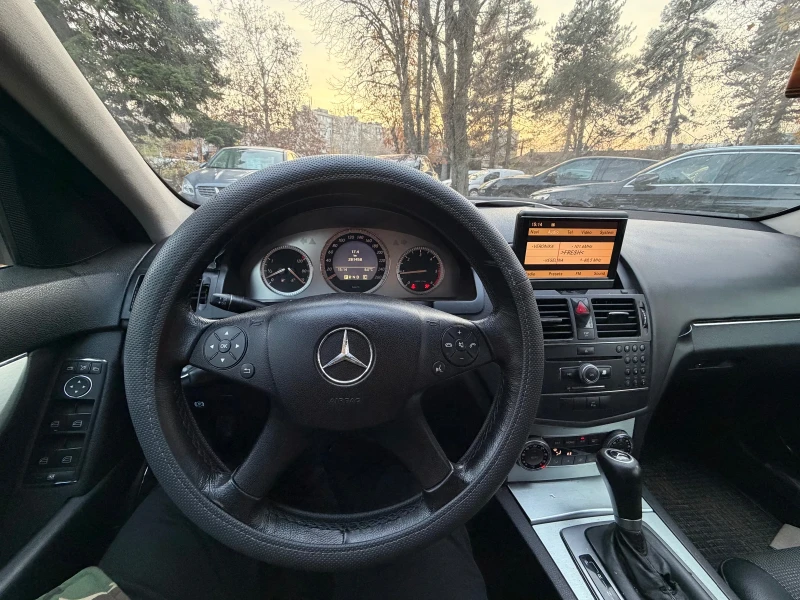 Mercedes-Benz C 220 646* Кожа* Нави, снимка 14 - Автомобили и джипове - 52870000