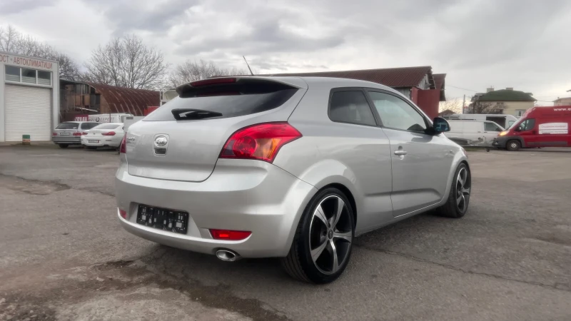 Kia Pro ceed 2.0 CVVT / ТЕМПОМАТ / ПОДГРЕВ / КЛИМАТРОНИК, снимка 5 - Автомобили и джипове - 52990910