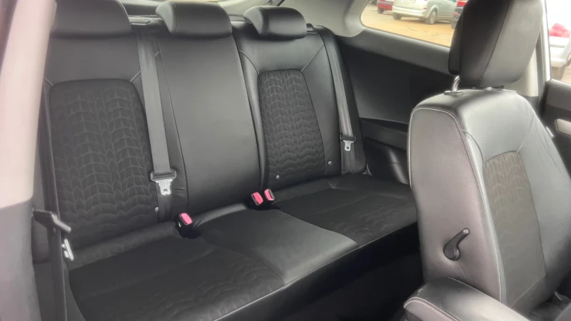 Kia Pro ceed 2.0 CVVT / ТЕМПОМАТ / ПОДГРЕВ / КЛИМАТРОНИК, снимка 11 - Автомобили и джипове - 52990910