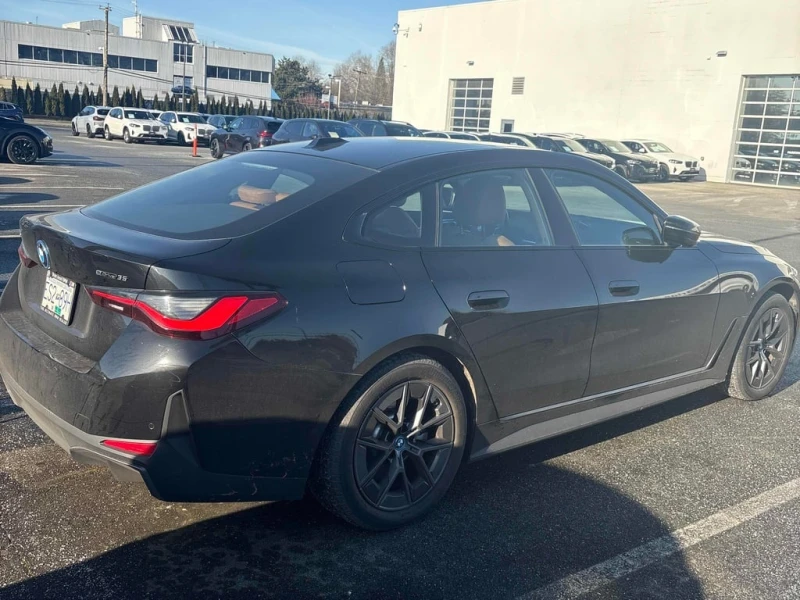 BMW i4 * eDrive35 * CARFAX * БЕЗ ПЪРВОНАЧАЛНА ВНОСКА, снимка 3 - Автомобили и джипове - 53257967