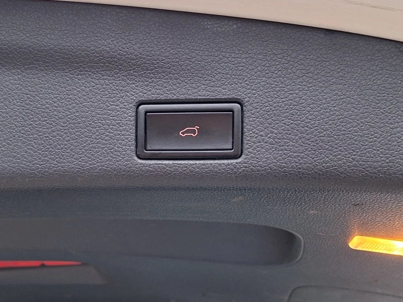 VW Sharan 2.0TDI High Line!Full!, снимка 10 - Автомобили и джипове - 53257339