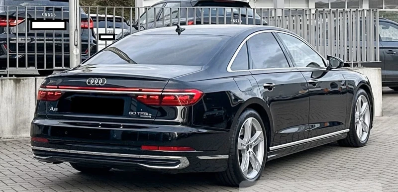 Audi A8 60TFSIE B&O/3xTV/Distronic, снимка 10 - Автомобили и джипове - 53295691