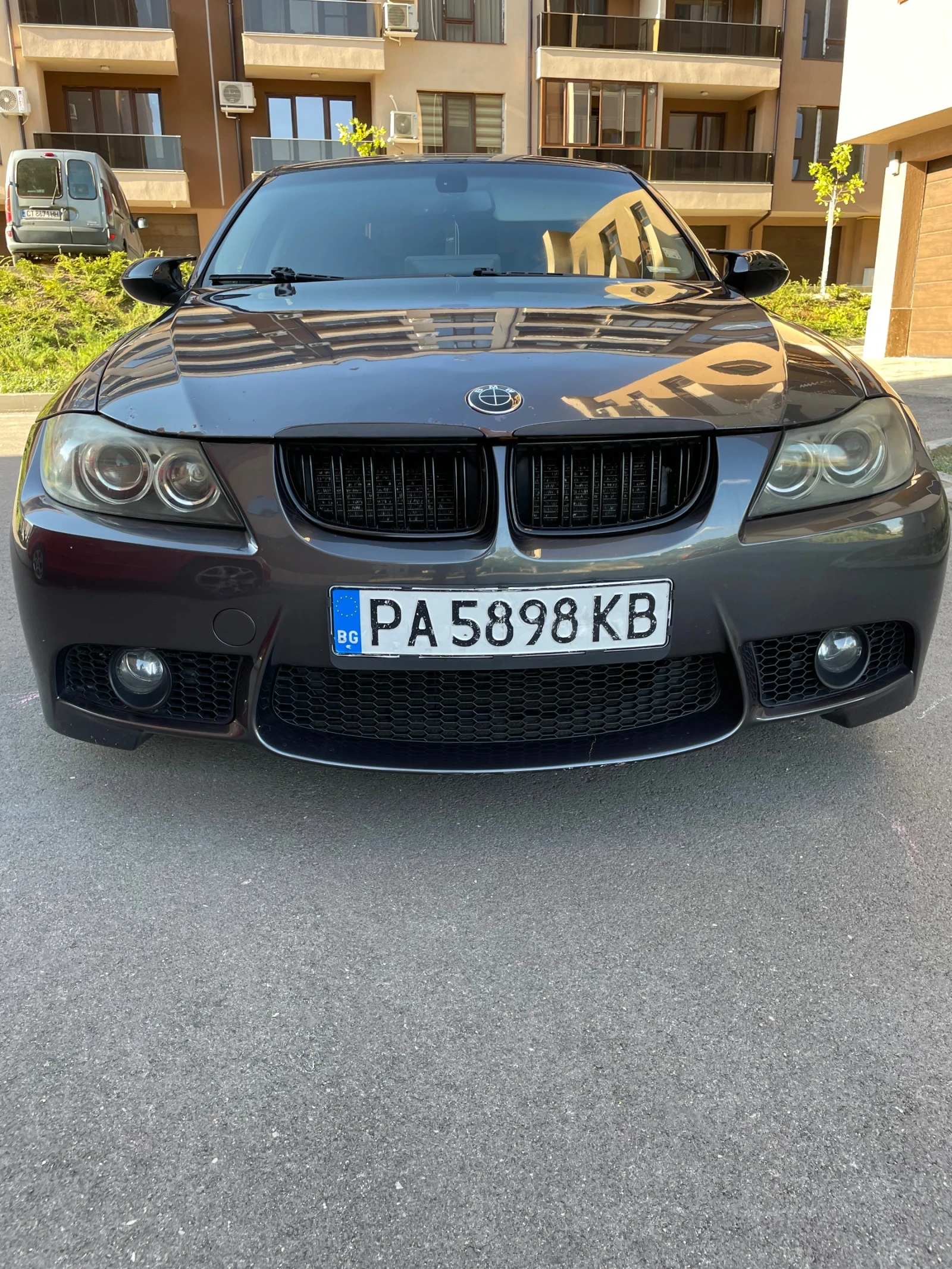 BMW 320 320d 163к.с. - изображение 2