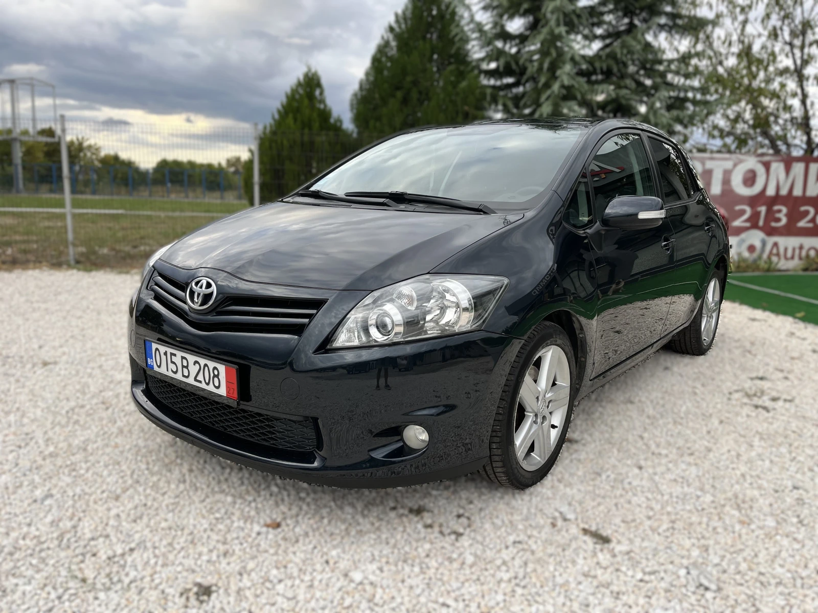 Toyota Auris 2.0 D4D = NAVI !!! - изображение 4